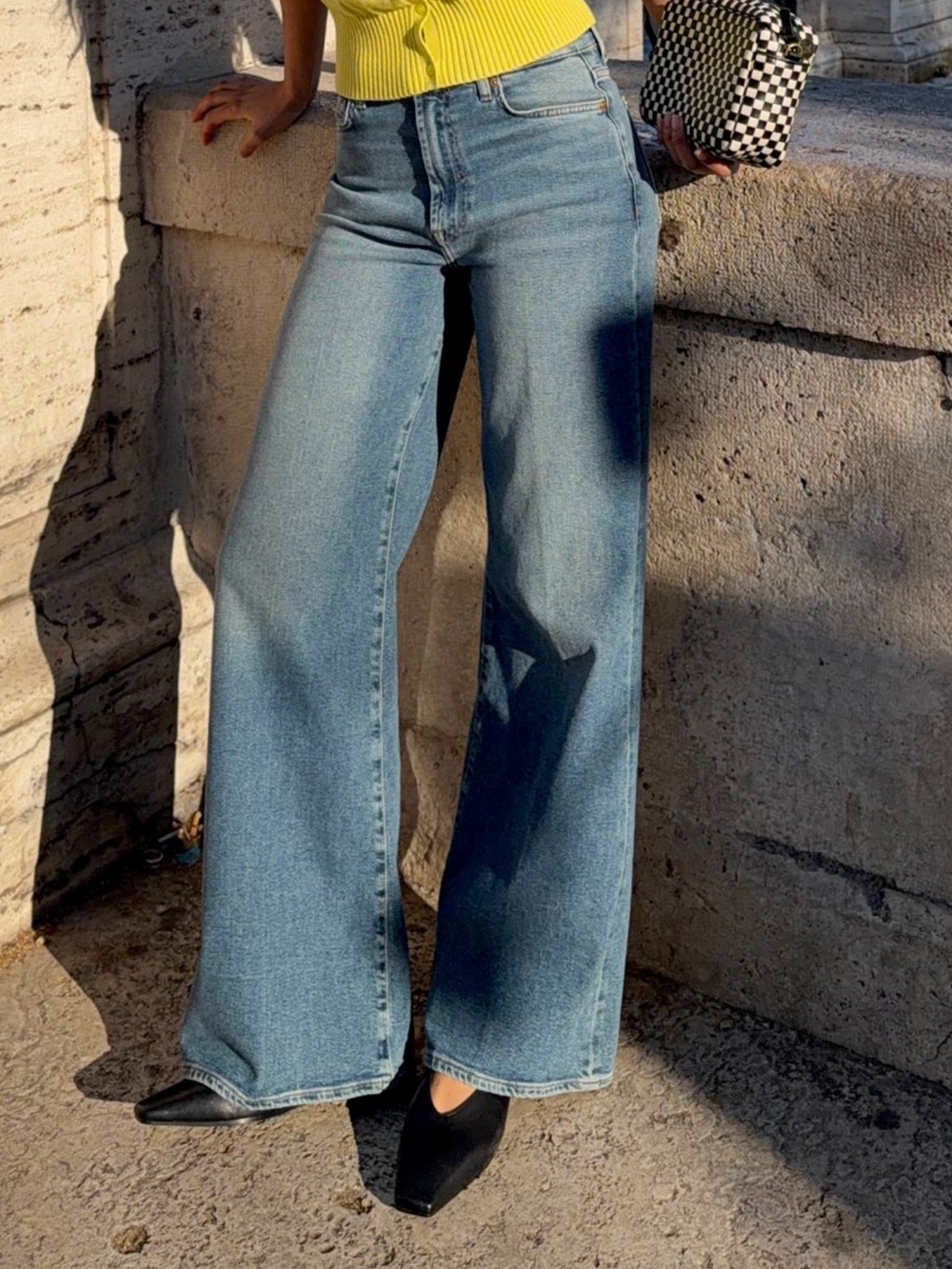 Mother Hustler Roller Sneak Light Blue Wide-Leg Jeans - Women. Barely worn. - Picture 2 of 12